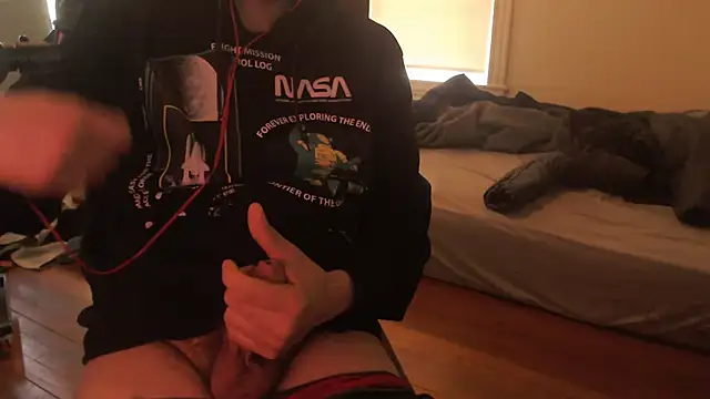 chicostick413 online show from March 2025 02:37:02 PM