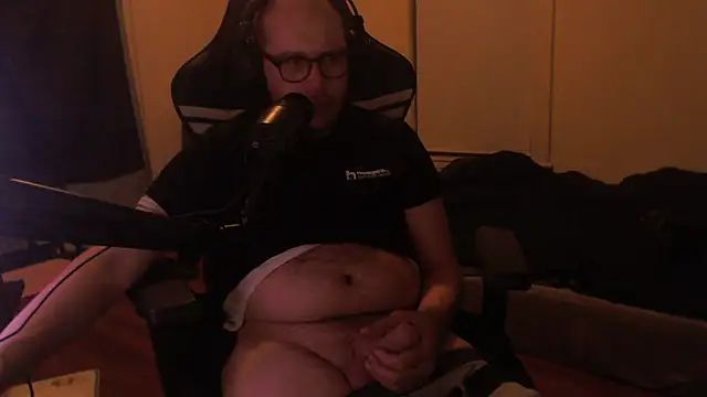 chicostick413 online show from September 2025 02:35:01 AM