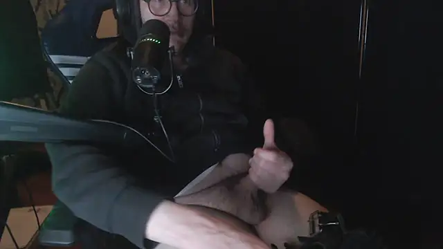 chicostick413 online show from December 2025 01:58:02 AM