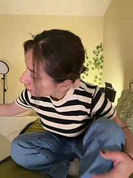 Snapshot of Bckystonee chatting on February 2026 12:31:01 PM Bckystonee online show from February 2026 12:31:01 PM