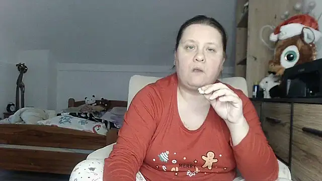 Snapshot of ReifeVenna chatting on December 2025 02:56:02 PM ReifeVenna online show from December 2025 02:56:02 PM