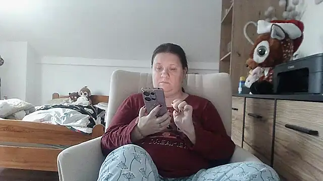 Snapshot of ReifeVenna chatting on January 2026 02:43:02 PM ReifeVenna online show from January 2026 02:43:02 PM