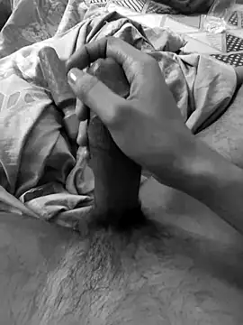 Snapshot of lovethickdick690 chatting on February 2025 03:38:01 PM lovethickdick690 online show from February 2025 03:38:01 PM