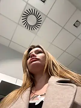 justmila online show from November 2025 12:37:02 PM