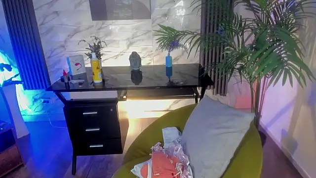 Snapshot of SofiaGomez420 chatting on February 2025 09:46:01 AM SofiaGomez420 online show from February 2025 09:46:01 AM