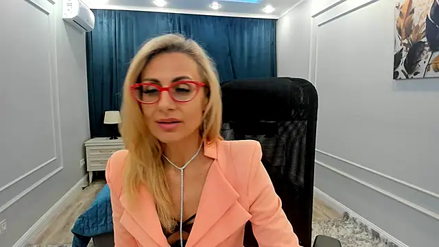 MuseOfStage online show from February 2025 02:33:02 PM