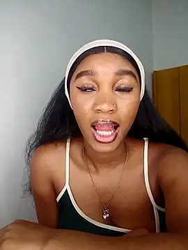 Shria107 online show from September 2025 11:38:01 PM