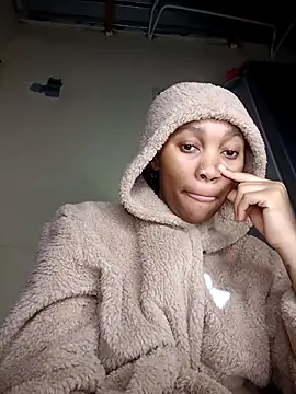 Shria107 online show from October 2025 10:10:01 PM