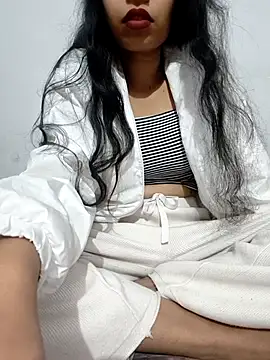 catreena online show from November 2025 07:05:02 PM