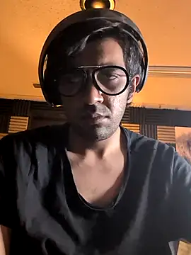 iamexist800 online show from July 2026 07:46:02 AM
