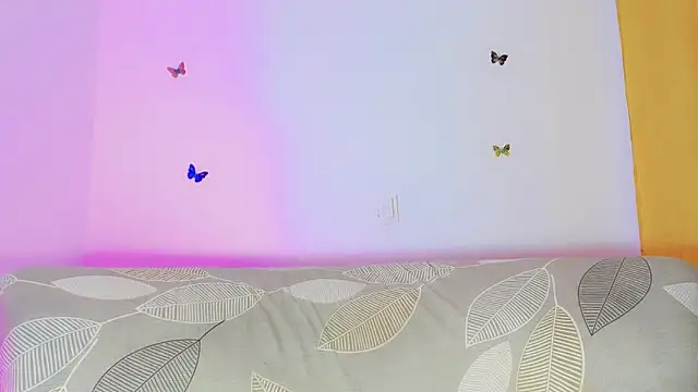 TatiGil online show from April 2026 12:36:01 PM