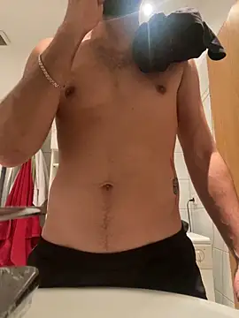 Snapshot of hard_macoor12 chatting on February 2025 12:25:02 PM hard macoor12 online show from February 2025 12:25:02 PM