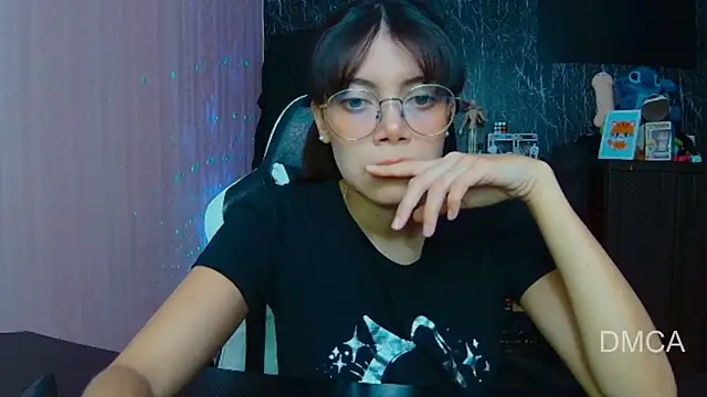 Drea Foox online show from October 2025 02:23:02 AM