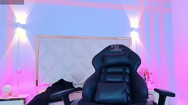 Brendda tay online show from February 2026 03:04:01 AM