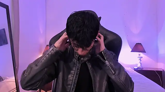 alexandersawyer online show from November 2025 12:27:01 PM