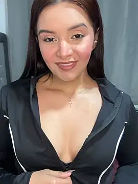 Melanyprada online show from March 2026 04:06:01 AM