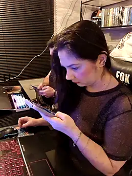 CoelhinhaGostosa online show from November 2025 11:59:01 PM