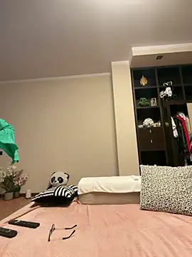 Snapshot of MichelleCara chatting on October 2025 05:31:02 AM MichelleCara online show from October 2025 05:31:02 AM