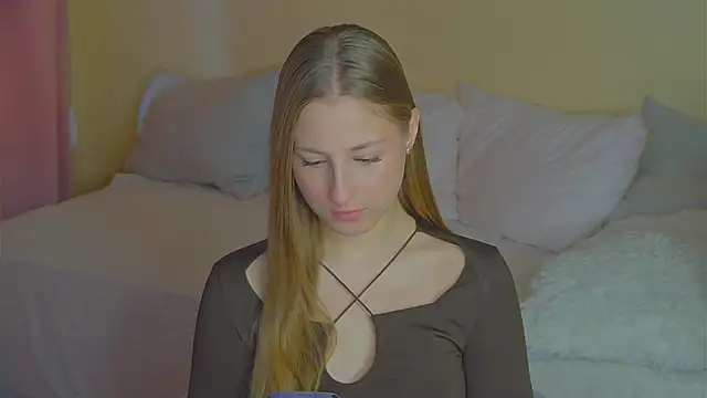 BritneyCruze online show from November 2025 09:03:01 AM