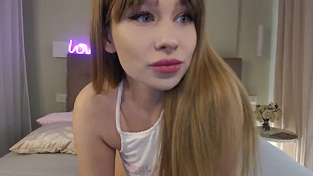 NoraLosttT online show from February 2025 05:50:01 PM