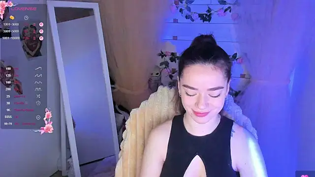 Snapshot of Bella_XO chatting on May 2026 06:30:01 AM Bella XO online show from May 2026 06:30:01 AM