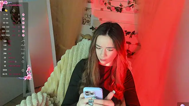 Snapshot of Bella_XO chatting on May 2026 06:41:02 AM Bella XO online show from May 2026 06:41:02 AM