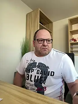 coupleLatinaLovers online show from January 2025 09:56:01 AM