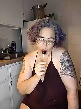 Snapshot of GraceHenderson chatting on December 2024 10:22:01 PM GraceHenderson online show from December 2024 10:22:01 PM