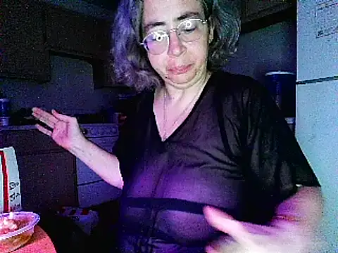 Snapshot of GraceHenderson chatting on March 2025 02:05:02 AM GraceHenderson online show from March 2025 02:05:02 AM