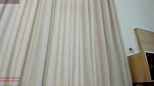 Snapshot of yumisunn chatting on January 2025 03:20:01 AM yumisunn online show from January 2025 03:20:01 AM