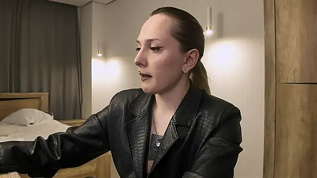 vinylstore online show from March 2026 03:07:02 PM