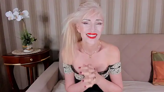 Rita Farel online show from December 2024 11:24:01 PM