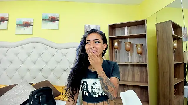 rave connor online show from February 2025 06:13:01 PM