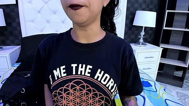 rave connor online show from September 2025 06:44:01 PM