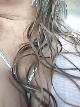 Laura-Hernandez online show from January 2026 03:25:02 PM