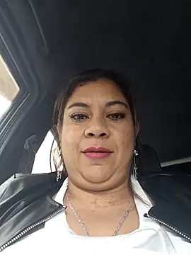 Laura-Hernandez online show from February 2026 02:57:01 PM