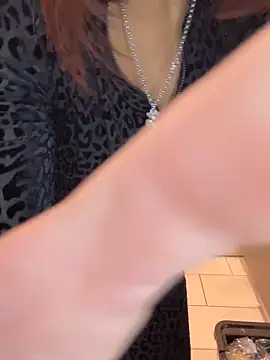 Snapshot of Porcella96 chatting on September 2025 08:58:02 PM Porcella96 online show from September 2025 08:58:02 PM