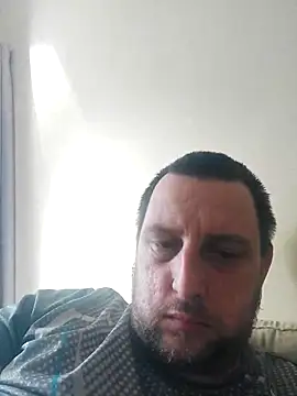 Snapshot of HE-M123 chatting on February 2025 12:29:02 PM HE-M123 online show from February 2025 12:29:02 PM