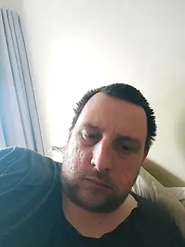 Snapshot of HE-M123 chatting on March 2025 11:19:01 AM HE-M123 online show from March 2025 11:19:01 AM