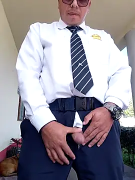 Camilo-31RI online show from April 2026 01:38:01 PM