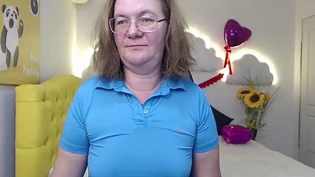 HolyMilfa online show from March 2025 01:51:01 PM