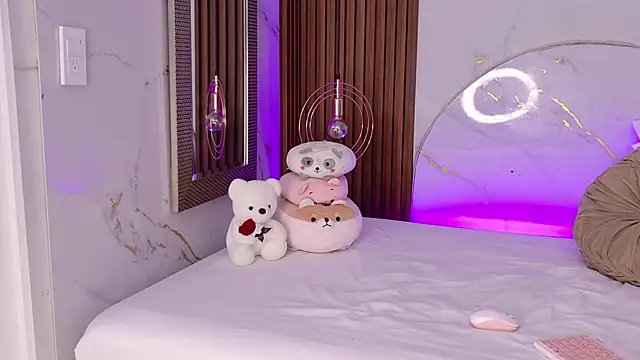 Snapshot of pamelajons_ chatting on November 2025 01:11:01 PM pamelajons online show from November 2025 01:11:01 PM