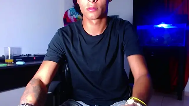 enjoy vibes online show from October 2025 01:59:02 AM