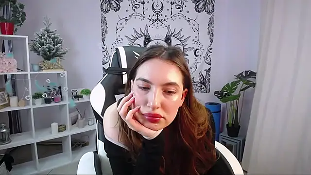 Snapshot of MelissaLovvv chatting on January 2025 08:11:02 AM MelissaLovvv online show from January 2025 08:11:02 AM