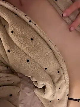 kotekxx000 online show from December 2025 08:24:02 PM