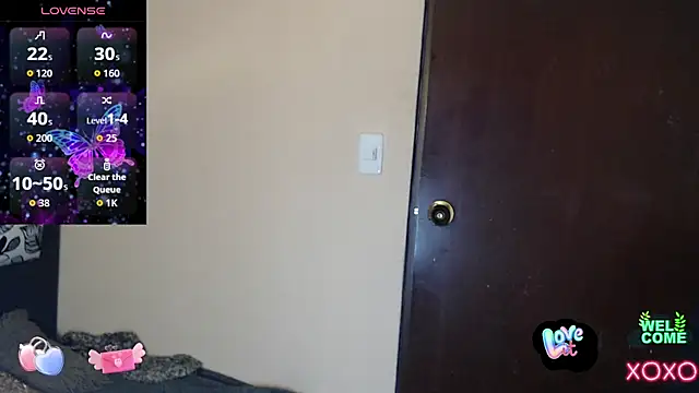 Snapshot of lubigtits chatting on June 2026 03:25:02 PM lubigtits online show from June 2026 03:25:02 PM