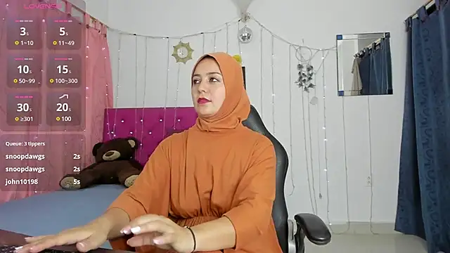 BadraSaadi online show from February 2025 01:19:02 PM