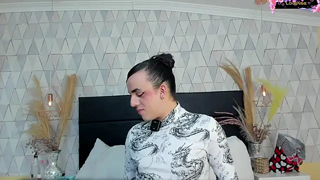 JustinePerry online show from April 2026 04:23:02 AM