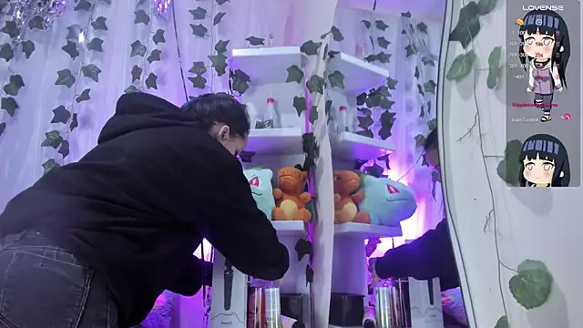 Snapshot of tokito_mitsuri chatting on December 2025 12:43:01 PM tokito mitsuri online show from December 2025 12:43:01 PM