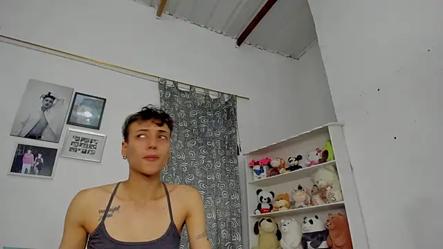 megan 100 online show from February 2026 05:45:02 PM